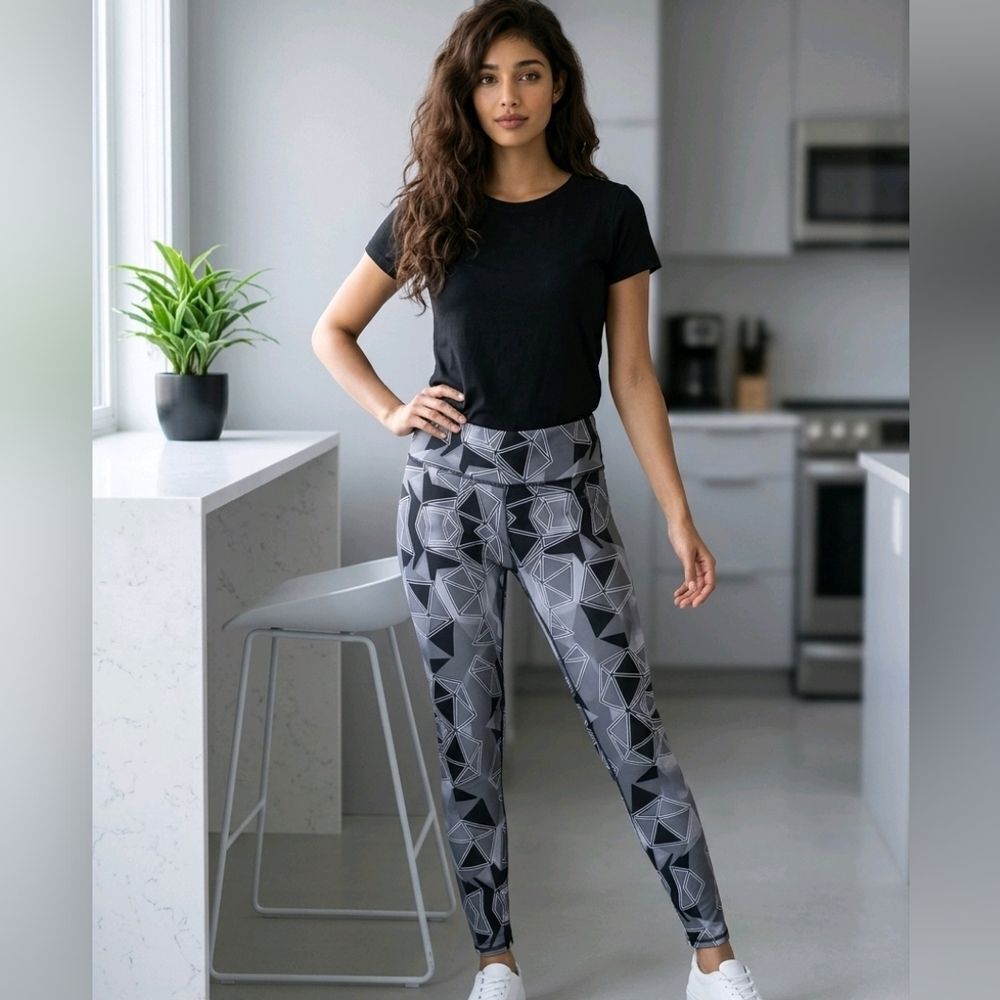 Skechers GoDri Leggings Geometric Black Gray Gym Girl Athleisure Core M Sporty